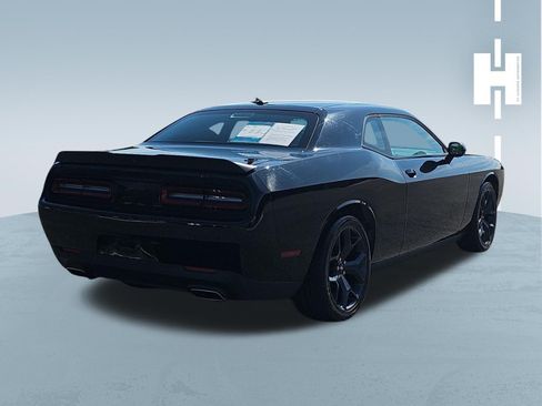 Used 2020 Dodge Challenger SXT w/ Blacktop Package RWD image 4