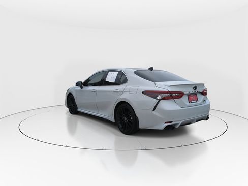 Used 2024 Toyota Camry XSE FWD image 6