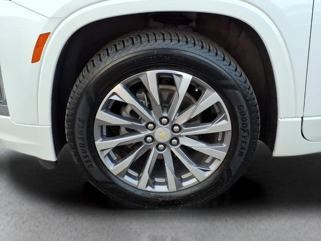 Used 2023 Chevrolet Traverse Premier AWD/4WD image 10