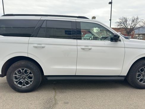 Used 2025 Ford Expedition Active image 8