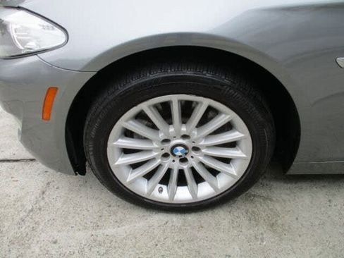 Used 2013 BMW 535i xDrive Sedan image 9