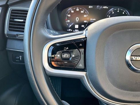 Used 2020 Volvo XC90 T5 Momentum w/ Protection Package image 18