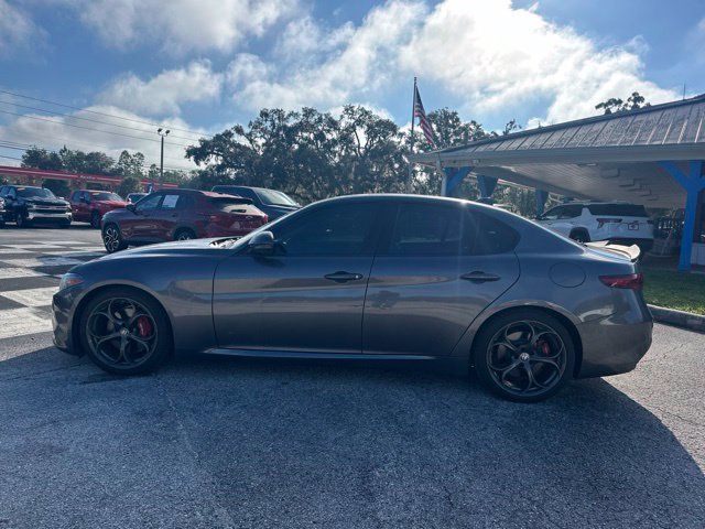Used 2019 Alfa Romeo Giulia w/ Quick Order Package 22K Sport RWD image 2