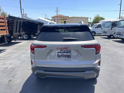New 2026 GMC Terrain Elevation w/ Elevation Premium Package FWD image 6