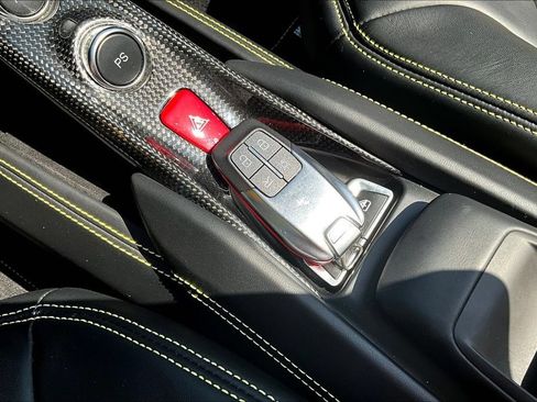 Used 2022 Ferrari F8 Tributo RWD image 29