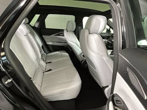 Used 2024 Cadillac Lyriq Sport RWD image 31