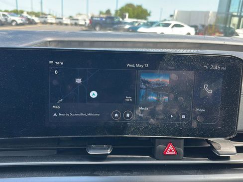 Used 2025 Kia Carnival SX FWD image 17