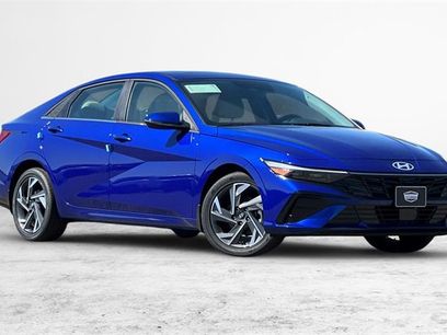 New 2025 Hyundai Elantra Limited