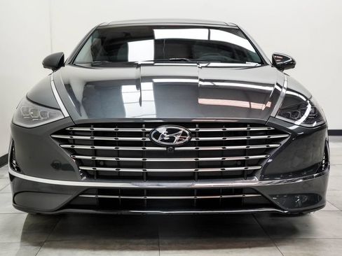 Used 2023 Hyundai Sonata Limited w/ Cargo Package FWD image 6