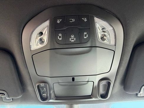 New 2026 Chrysler Pacifica Select w/ S Appearance Package FWD image 29