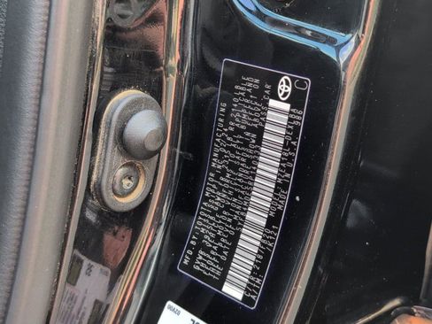 Used 2024 Toyota Corolla LE image 10