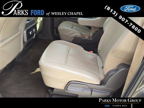 Used 2021 Ford Expedition Max XLT image 15