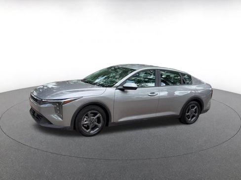 Used 2025 Kia K4 FWD image 8