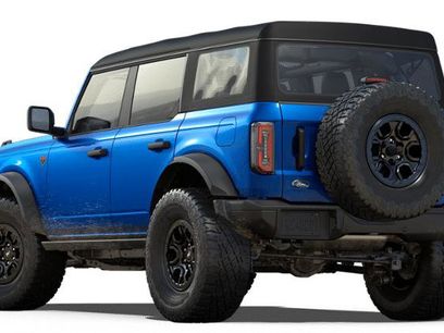 New 2025 Ford Bronco Badlands w/ Sasquatch Package