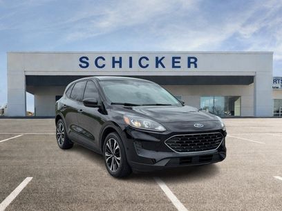 Used 2022 Ford Escape SE w/ SE Sport Appearance Package