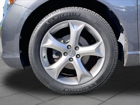 Used 2013 Toyota Venza Limited w/ Tow Prep Pkg AWD/4WD image 9
