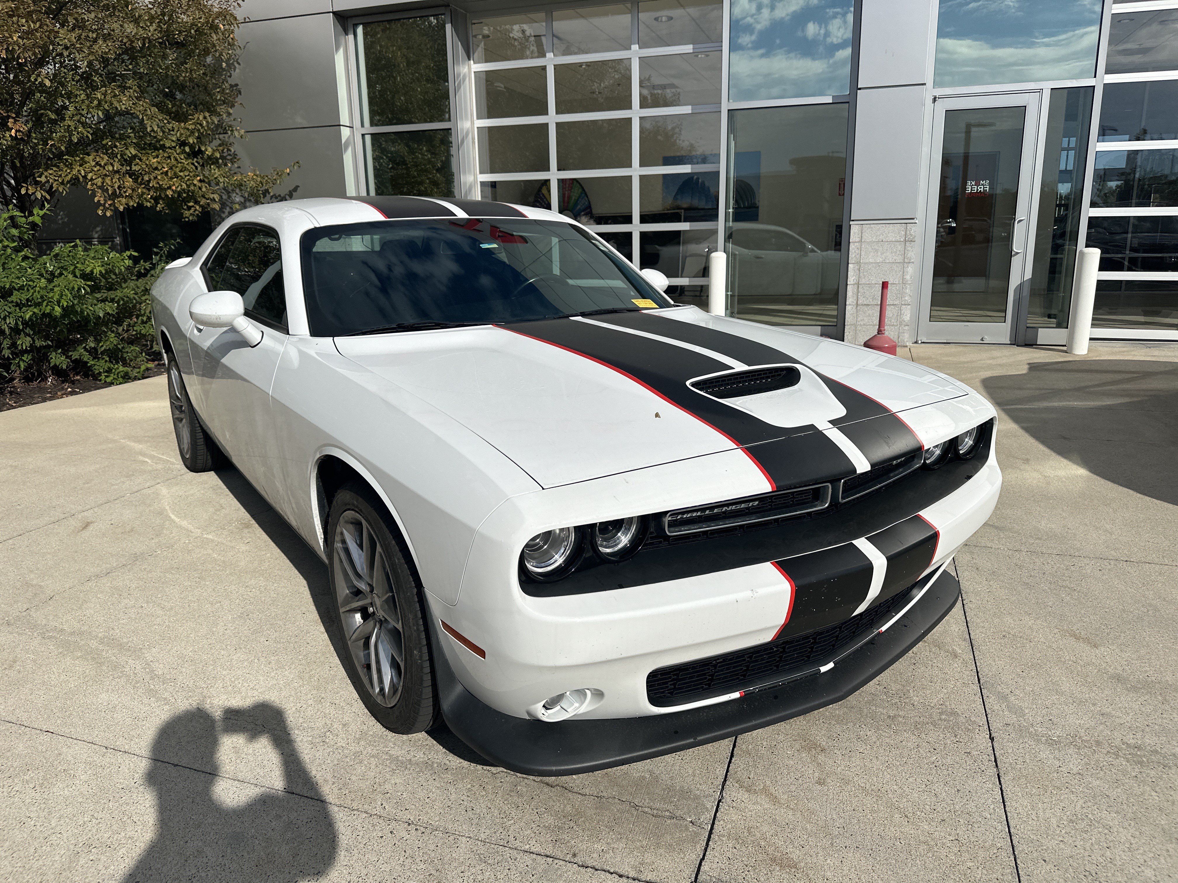 Used 2022 Dodge Challenger GT AWD/4WD image 2