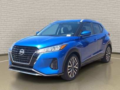 Used 2023 Nissan Kicks SV