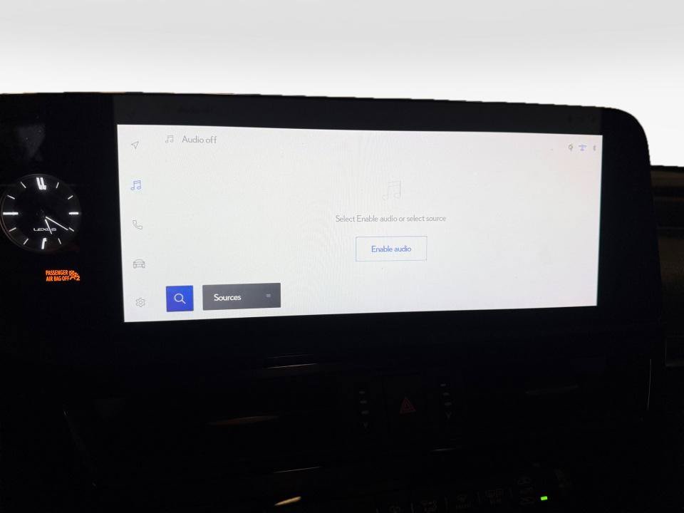 Used 2025 Lexus ES 300h w/ Technology Package FWD image 21