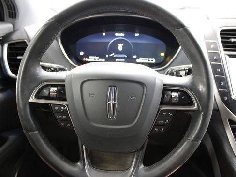 Used 2019 Lincoln Nautilus Reserve w/ Ultimate Package image 34