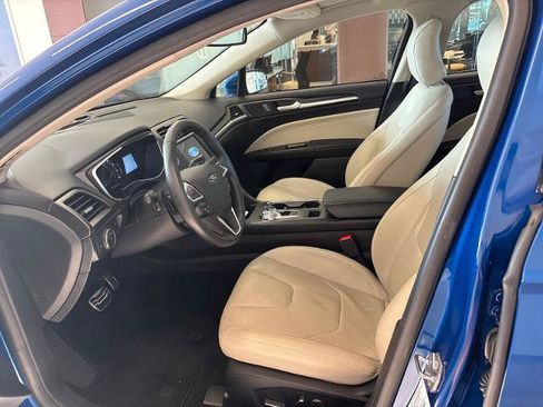Certified 2017 Ford Fusion Titanium AWD/4WD image 12