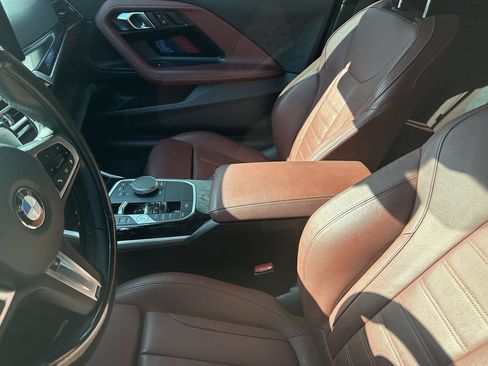 Used 2024 BMW 230i Coupe w/ Premium Package RWD image 10