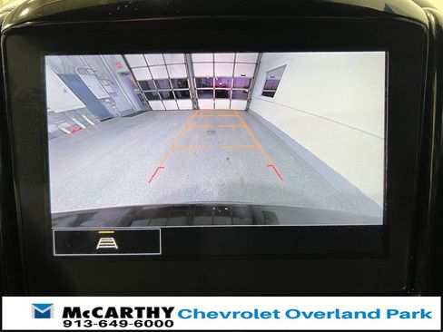 Used 2023 Chevrolet Traverse LT image 22