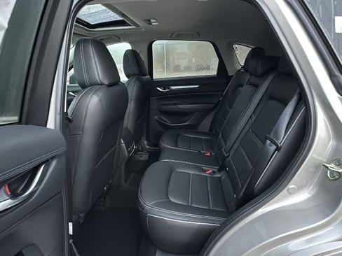 New 2025 MAZDA CX-5 AWD 2.5 S w/ Preferred Package image 16