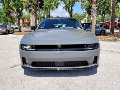 New 2025 Dodge Charger Daytona R/T w/ Sun & Sound Package AWD/4WD image 6