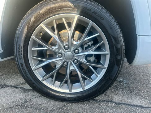 Used 2024 Jeep Grand Cherokee L Summit image 54