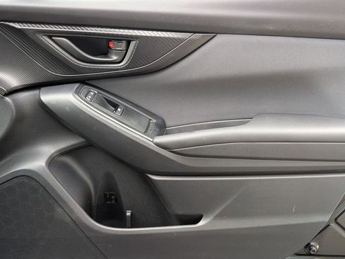 Used 2021 Subaru Crosstrek 2.0i Premium image 33