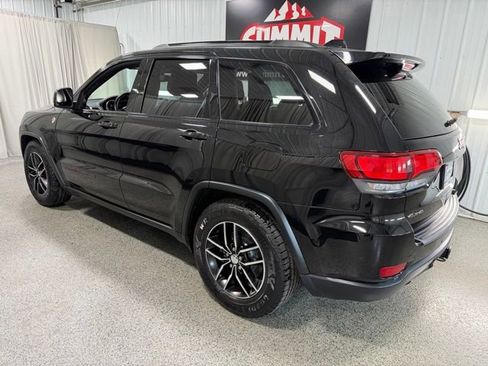 Used 2018 Jeep Grand Cherokee Trailhawk w/ Trailhawk Luxury Group AWD/4WD image 6