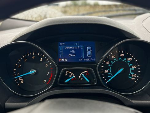 Used 2015 Ford Escape SE image 10