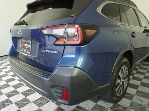 Used 2020 Subaru Outback Premium AWD/4WD image 13