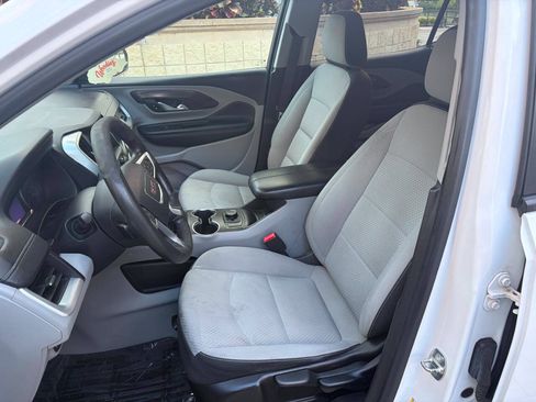 Used 2022 GMC Terrain SLE FWD image 17