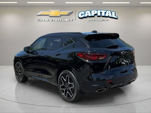 Used 2023 Chevrolet Blazer RS w/ Driver Confidence II Package FWD image 4