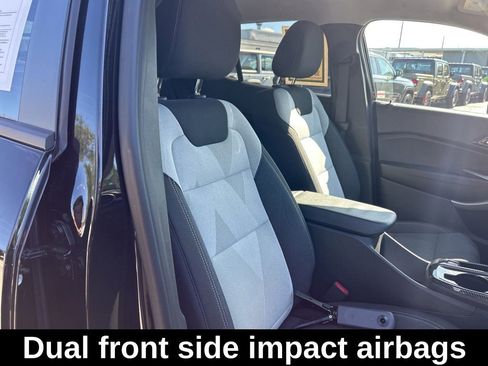 Used 2025 Chevrolet Trax LS w/ LS Convenience Package FWD image 20