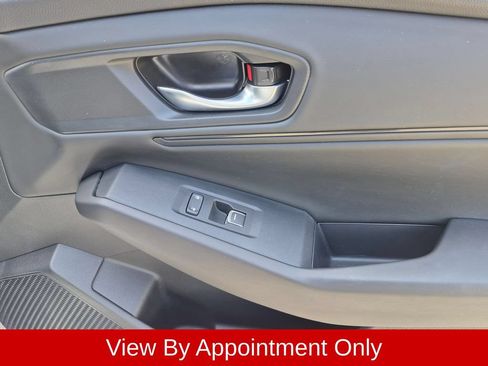 Used 2025 Honda Accord SE image 34