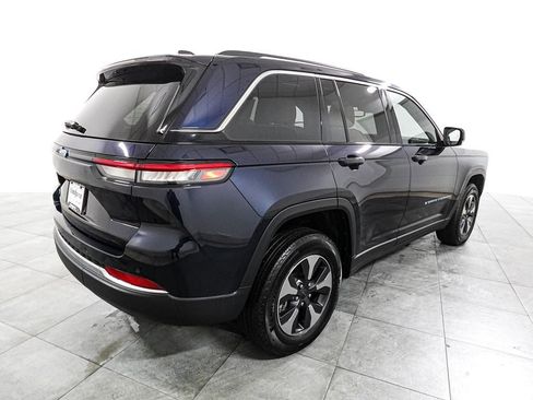 Used 2023 Jeep Grand Cherokee 4WD 4xe image 6
