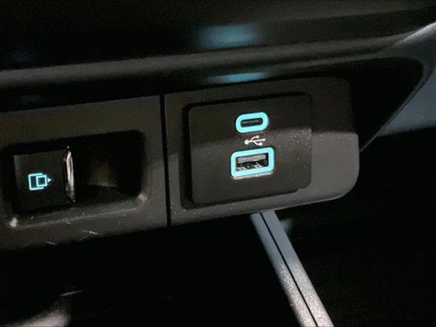 Used 2023 Ford Maverick Lariat w/ Lariat Luxury Package image 33