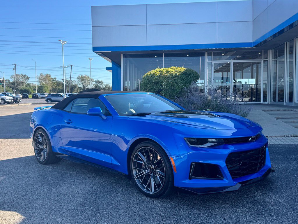 Used 2024 Chevrolet Camaro ZL1 RWD image 3