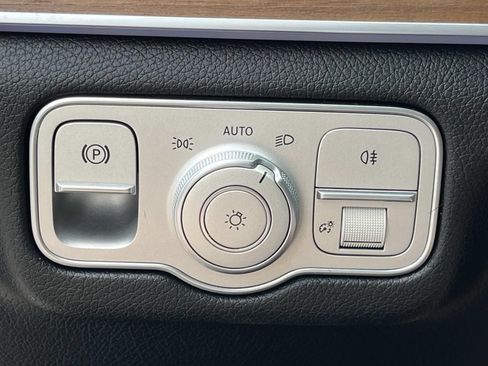 Certified 2025 Mercedes-Benz GLS 450 4MATIC w/ AMG Line Exterior image 42