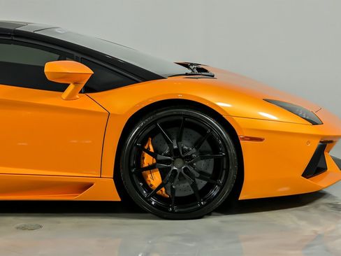 Used 2016 Lamborghini Aventador LP 700-4 image 14