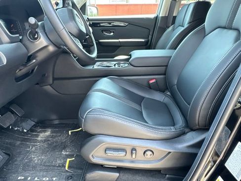 Used 2026 Honda Pilot EX-L image 10