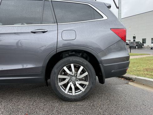 Used 2021 Honda Pilot EX image 47