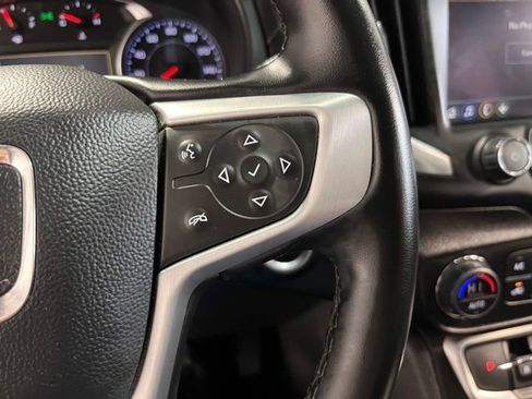 Used 2024 GMC Terrain SLT FWD image 27
