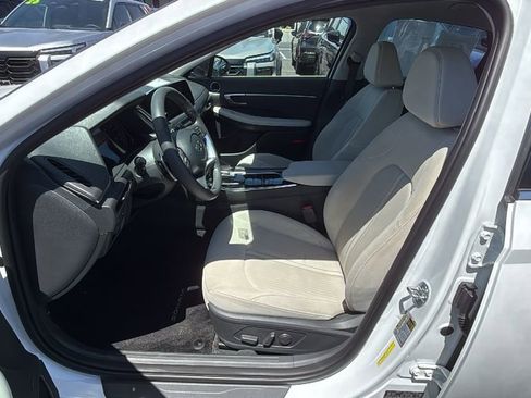 Used 2021 Hyundai Sonata SEL FWD image 17