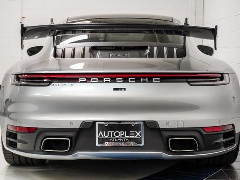 Used 2024 Porsche 911 Carrera RWD image 13