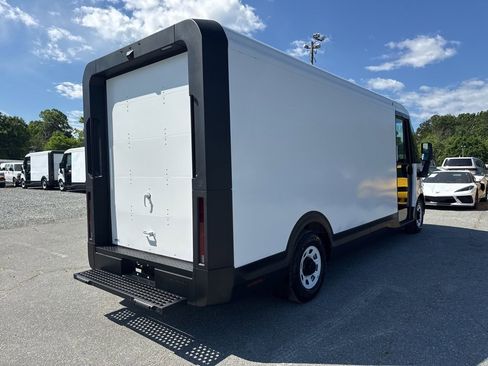 Used 2024 Chevrolet Brightdrop 600 w/ Battery Pack, Max Range AWD/4WD image 5