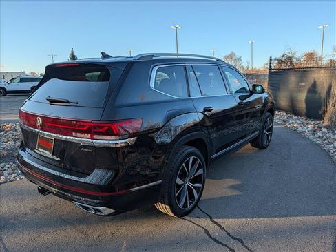 Certified 2025 Volkswagen Atlas SEL Premium R-Line image 5